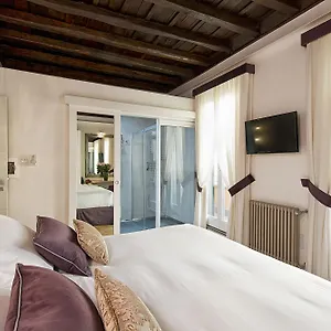 Domus Libera ** Rome