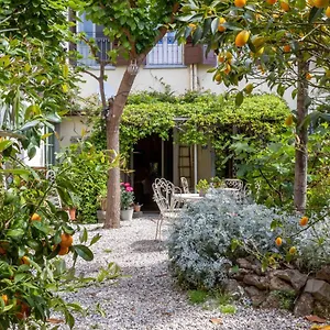 Secret Garden Bed & Breakfast Florence